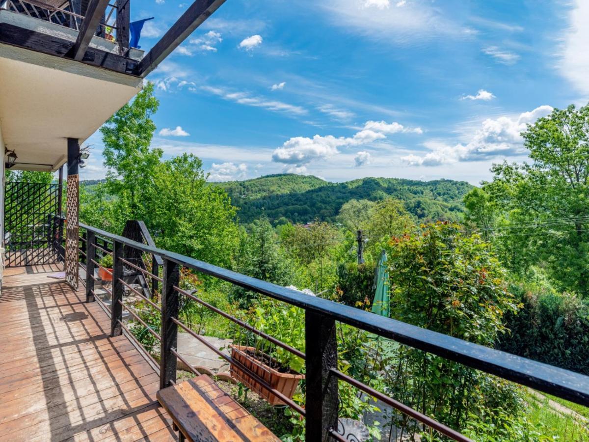 Casuta cu Trandafiri Hotel Slănic Exterior foto